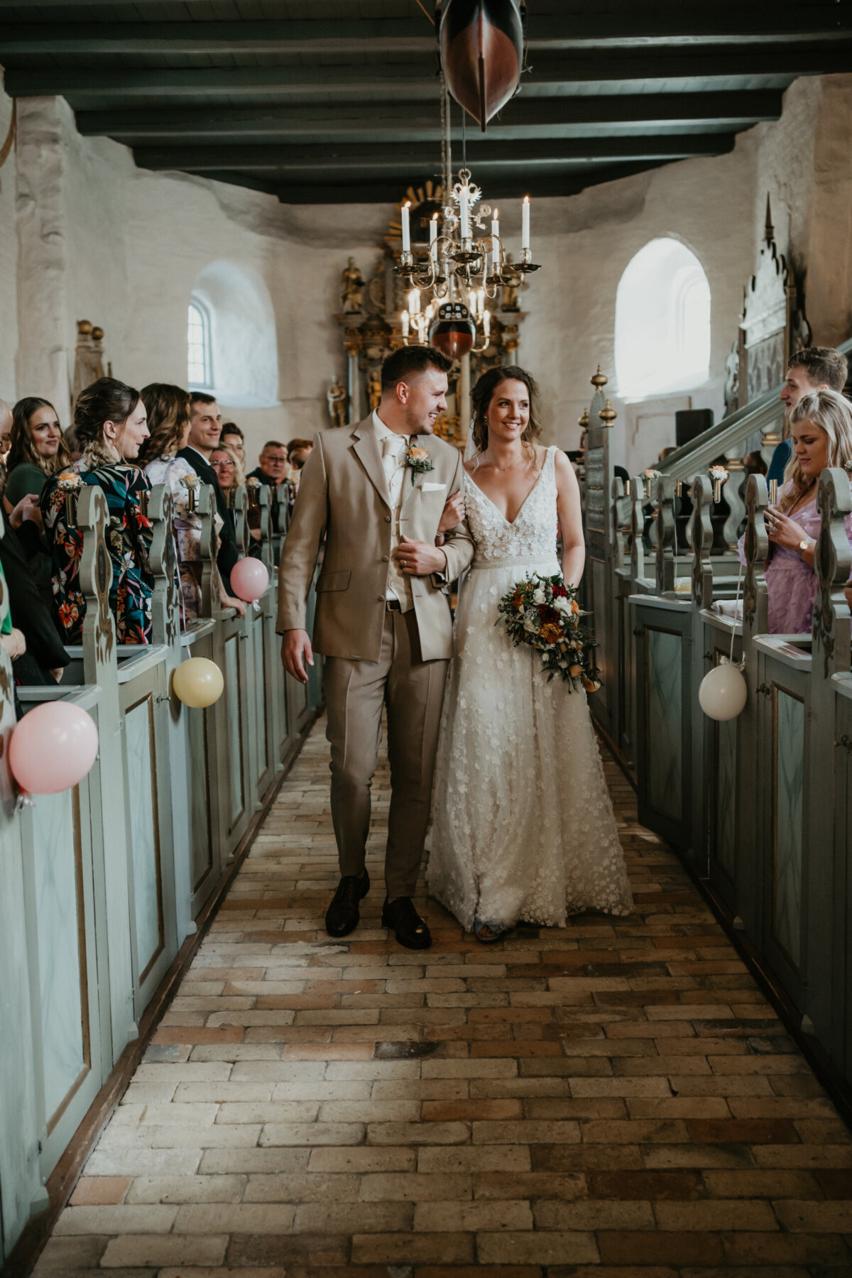 Rigtig brud Mia i Couture-Stuen brudekjole